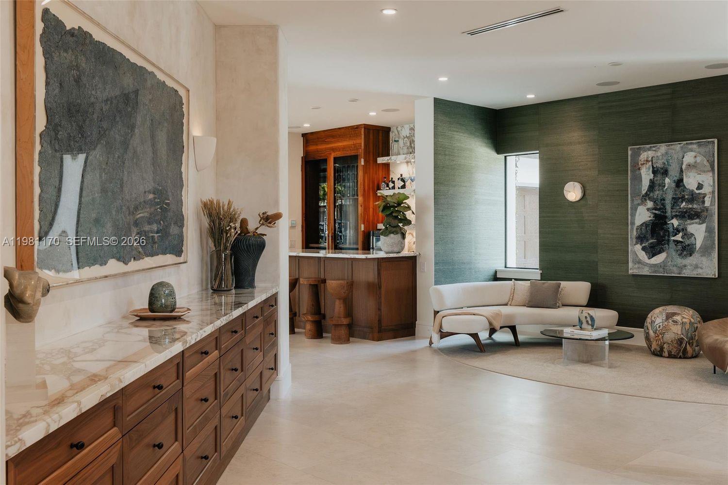 2300 NE 34th Ct Lighthouse Point, FL 33064