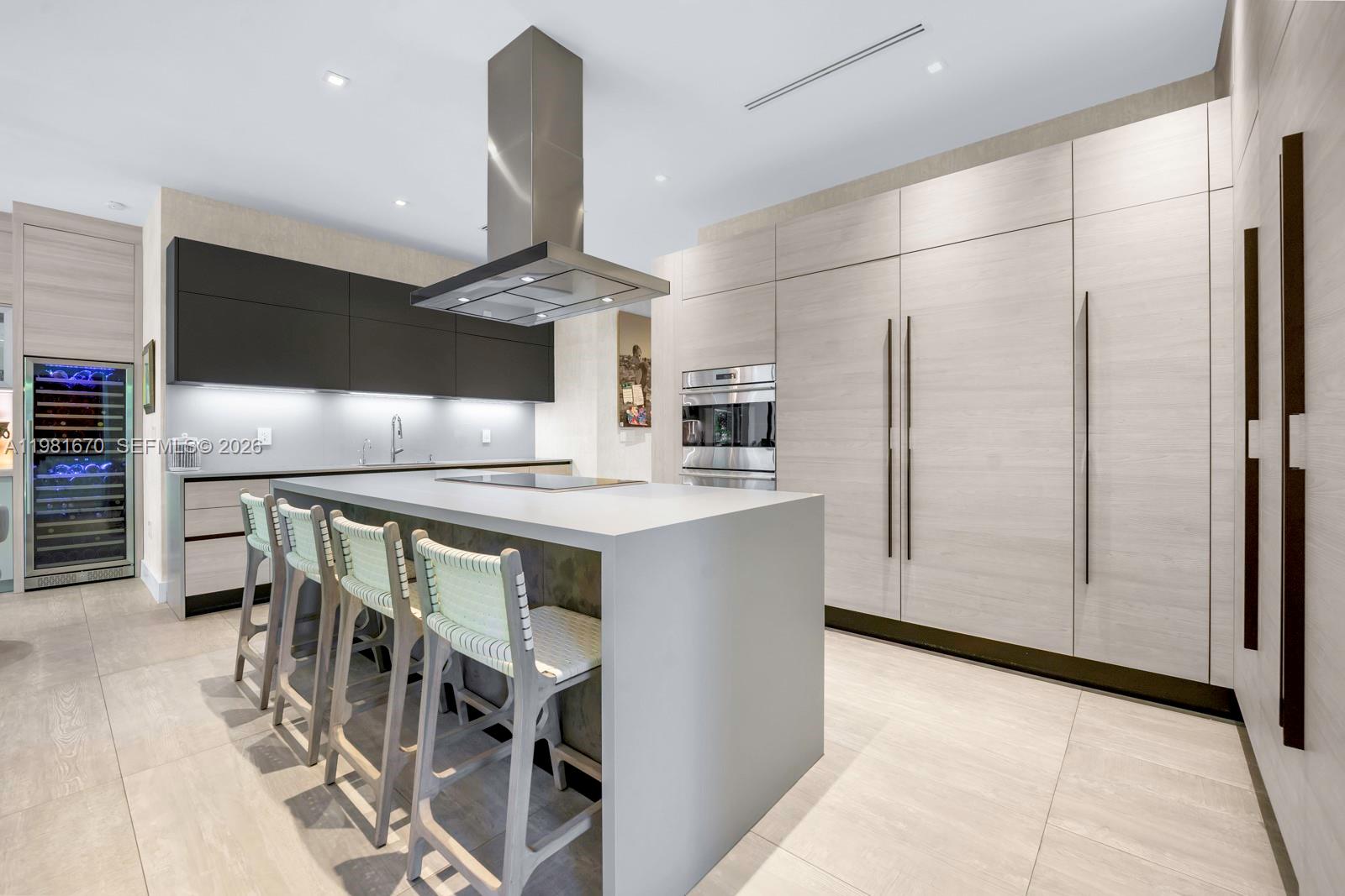 7900 SW 54th Ave Miami, FL 33143