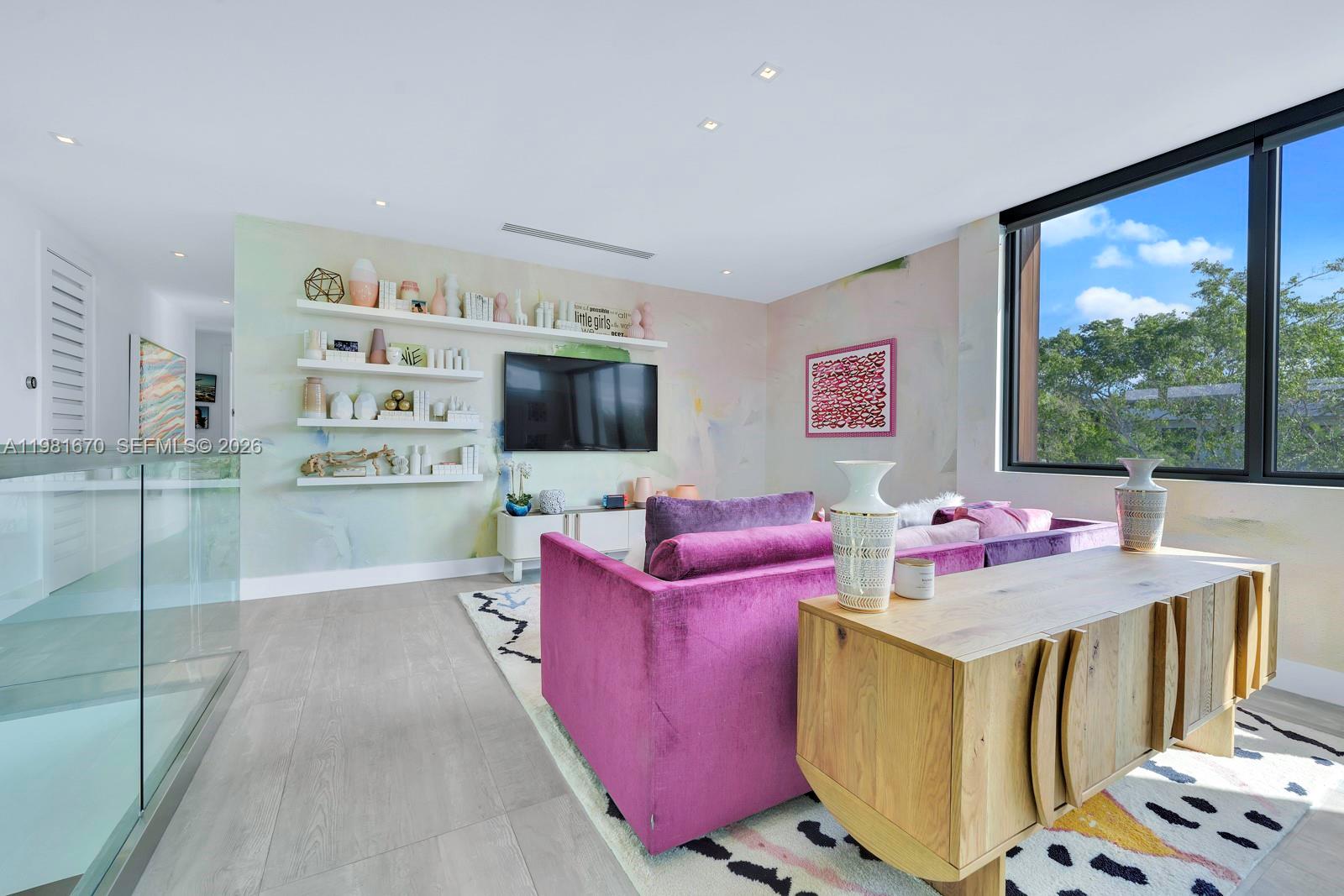 7900 SW 54th Ave Miami, FL 33143