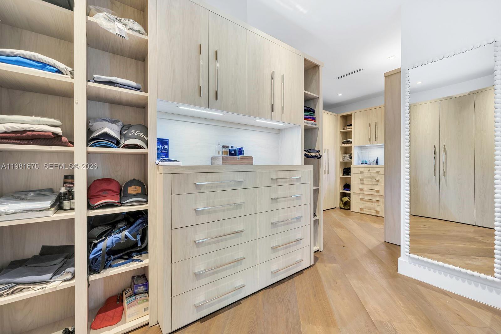 7900 SW 54th Ave Miami, FL 33143