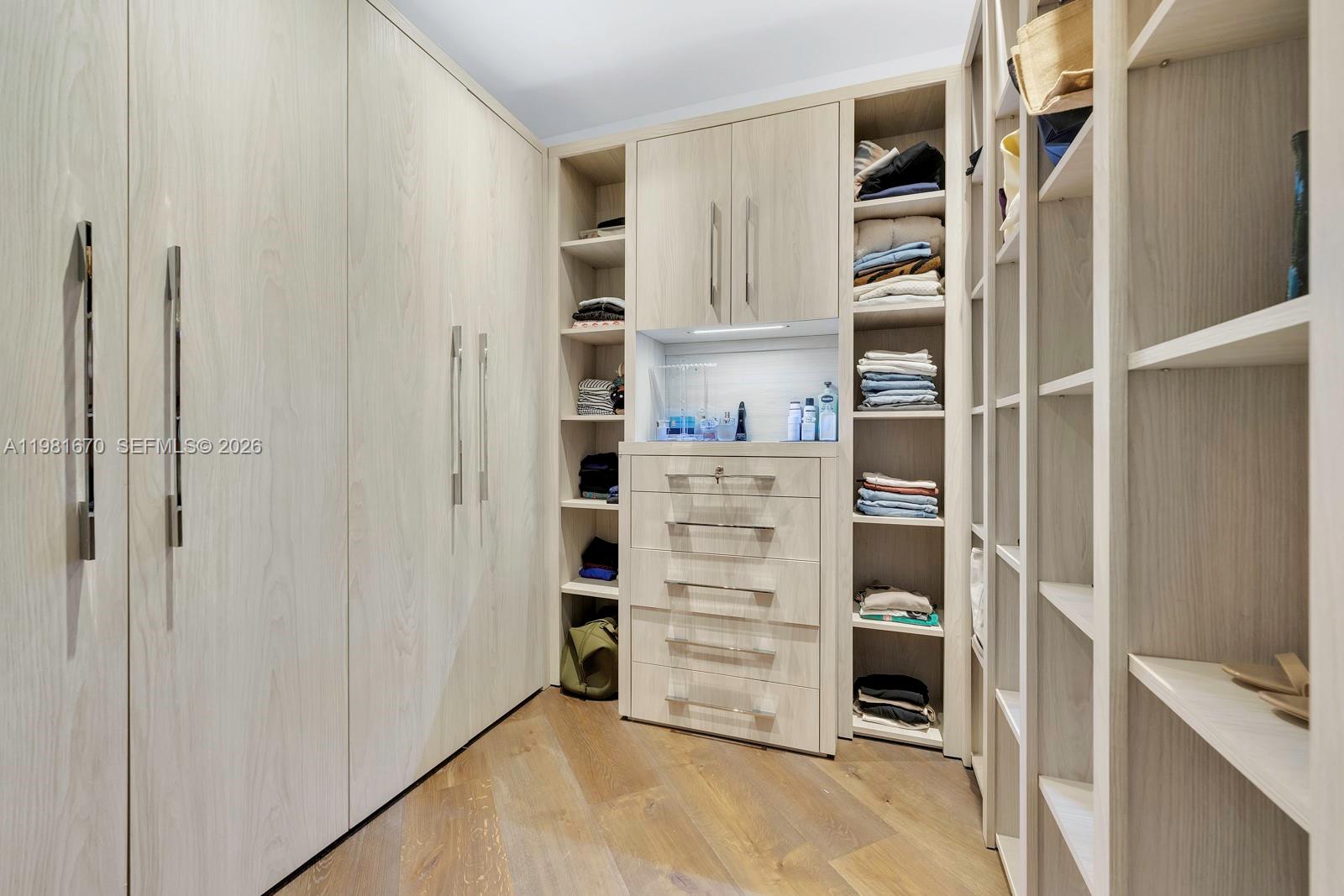 7900 SW 54th Ave Miami, FL 33143