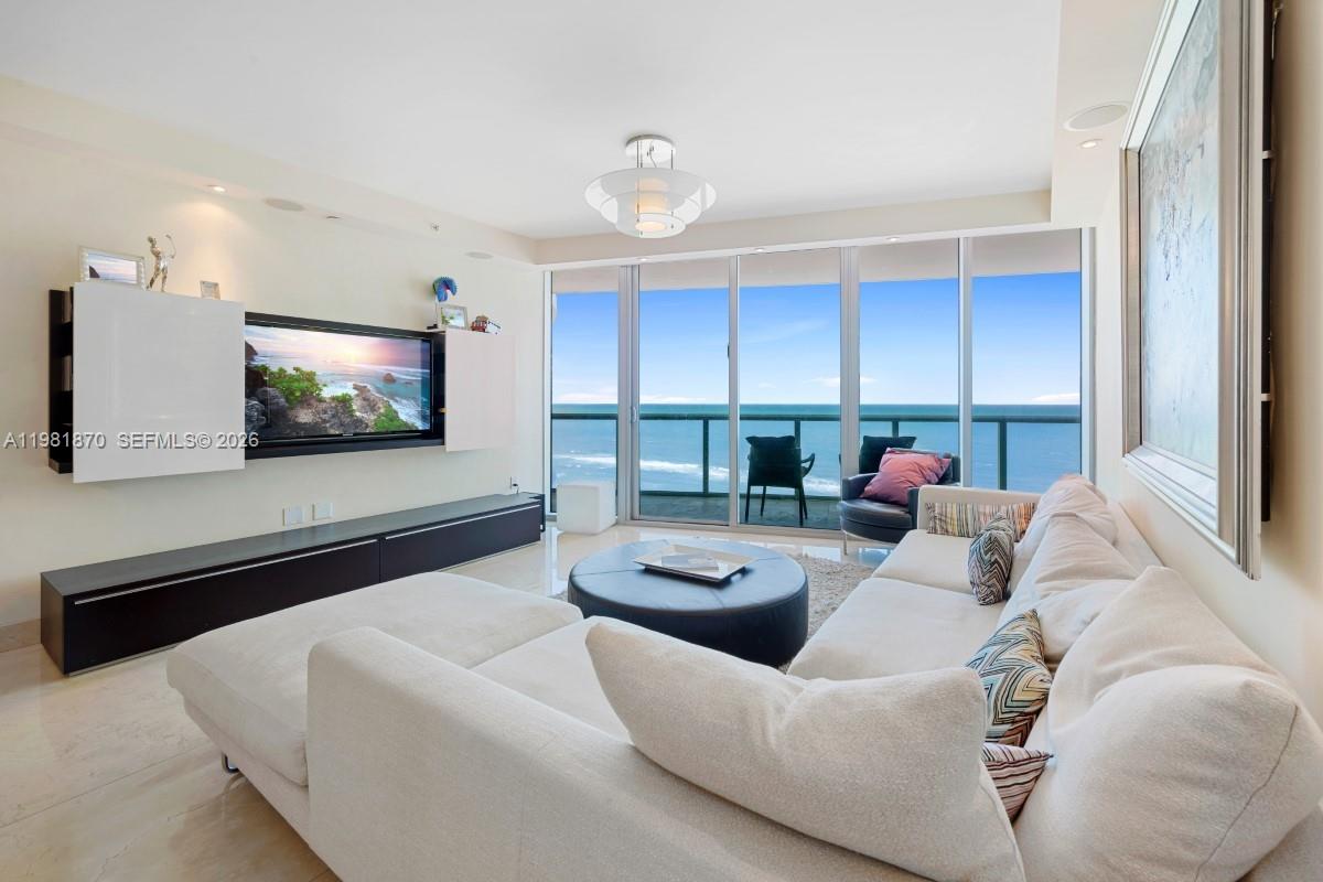 17001 Collins Ave #1204 Sunny Isles Beach, FL 33160