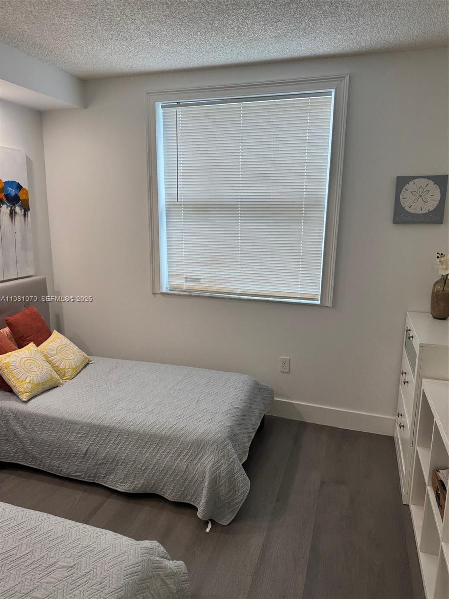 17150 N Bay Rd #2211 Sunny Isles Beach, FL 33160