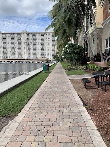 17150 N Bay Rd #2211 Sunny Isles Beach, FL 33160