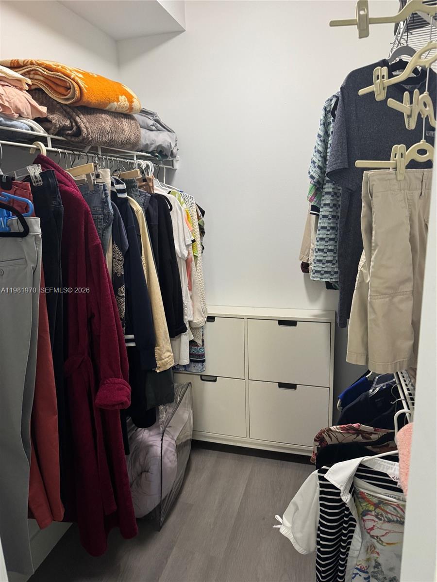 17150 N Bay Rd #2211 Sunny Isles Beach, FL 33160