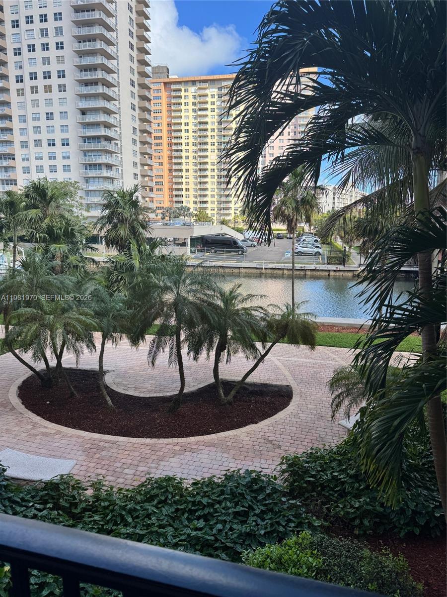 17150 N Bay Rd #2211 Sunny Isles Beach, FL 33160