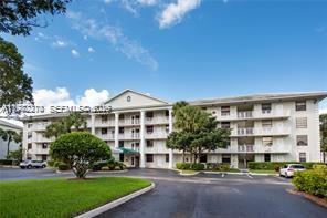 1713 Whitehall Dr #302 Davie, FL 33324