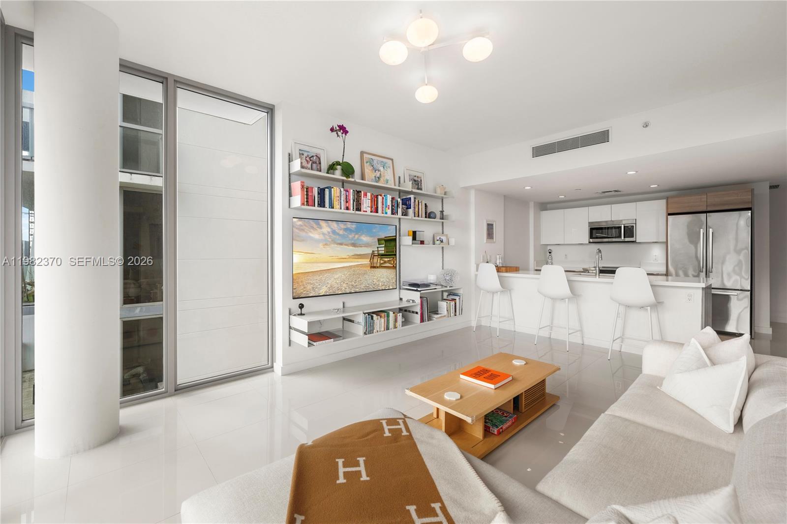 9940 W Bay Hbr Dr #6A-N Bay Harbor Islands, FL 33154