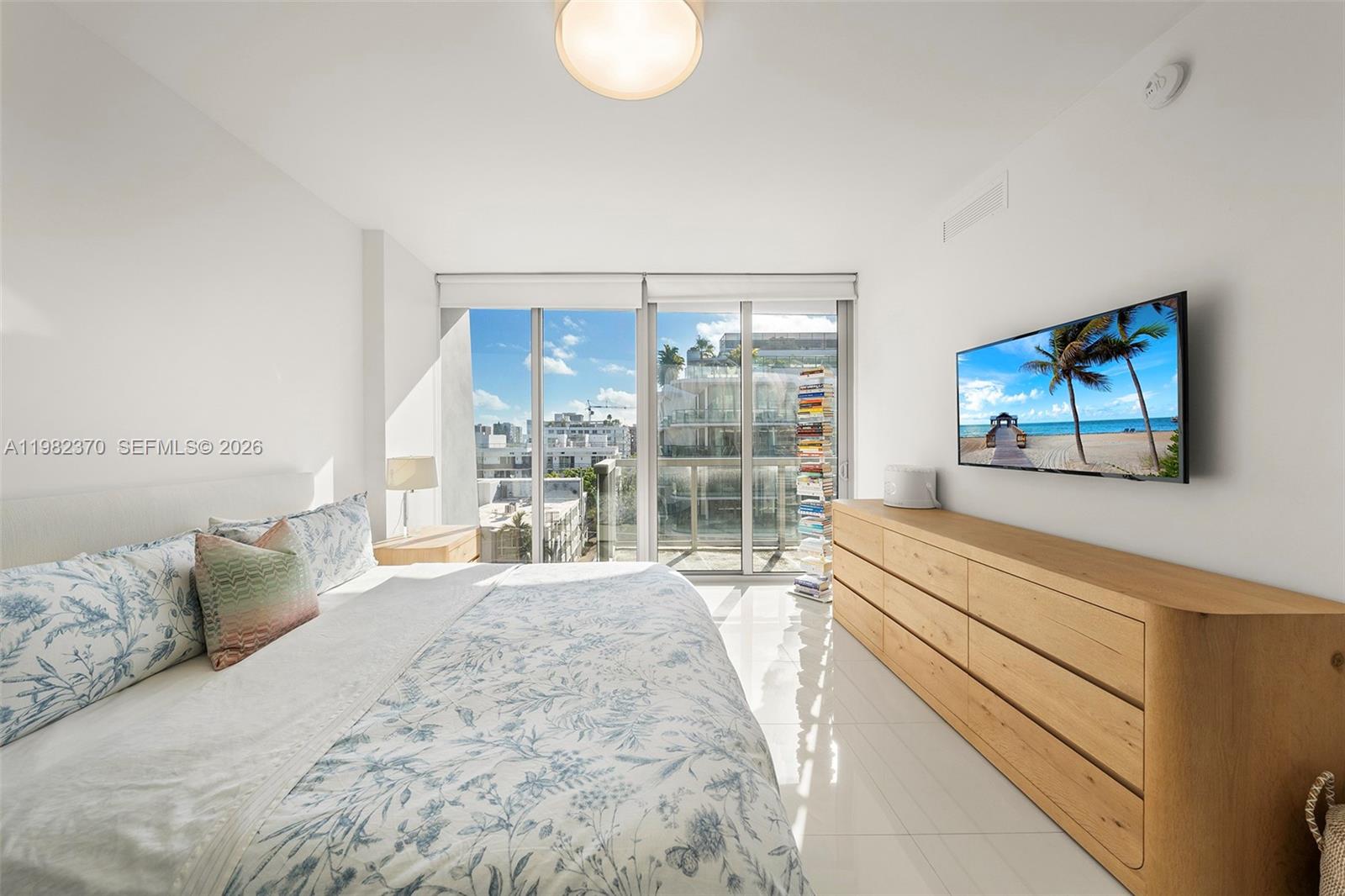 9940 W Bay Hbr Dr #6A-N Bay Harbor Islands, FL 33154