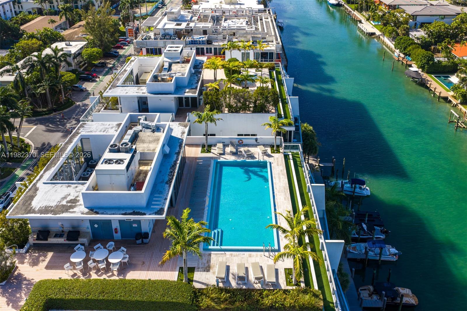 9940 W Bay Hbr Dr #6A-N Bay Harbor Islands, FL 33154