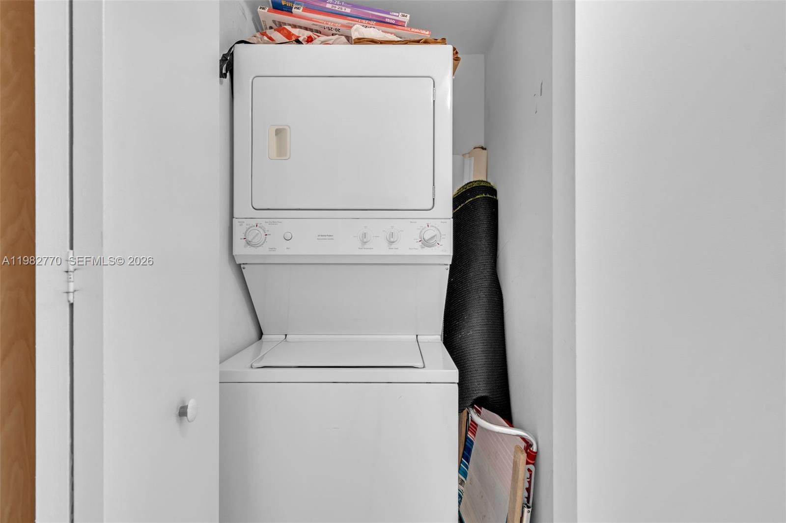 350 S Miami Ave #2412 Miami, FL 33130