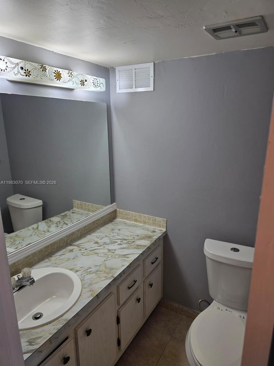 2061 NW 47th Ter #111 Lauderhill, FL 33313