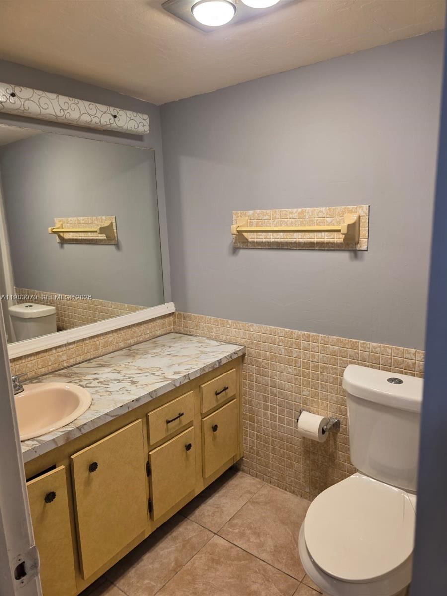 2061 NW 47th Ter #111 Lauderhill, FL 33313