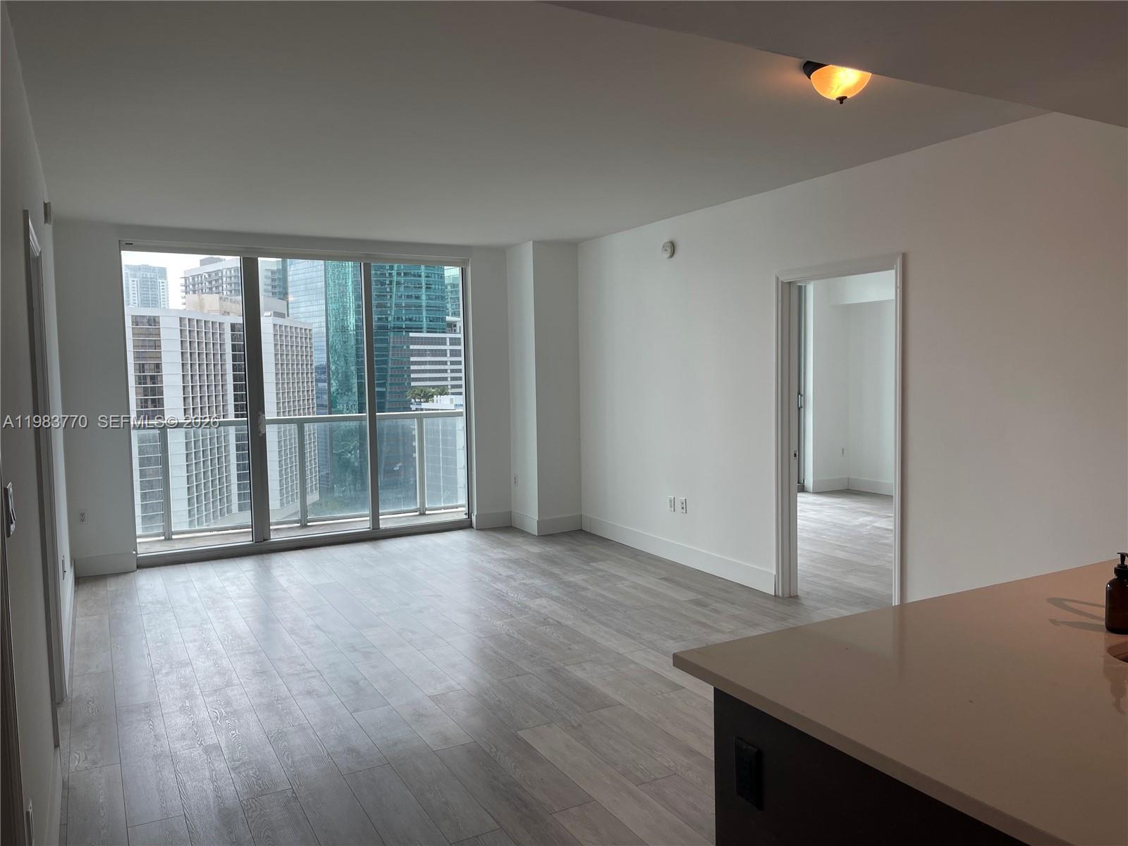 image 500 Brickell West22