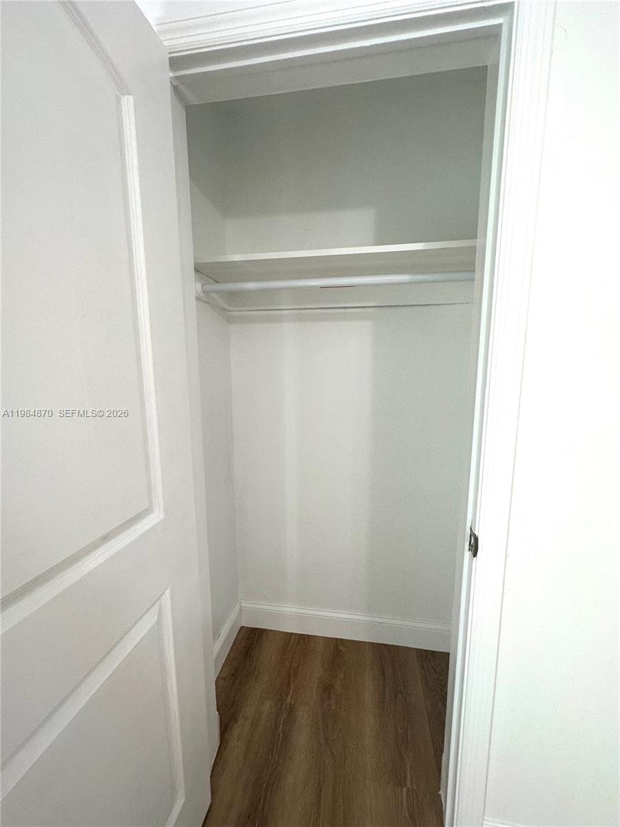 3042 Hayes St Hollywood, FL 33021