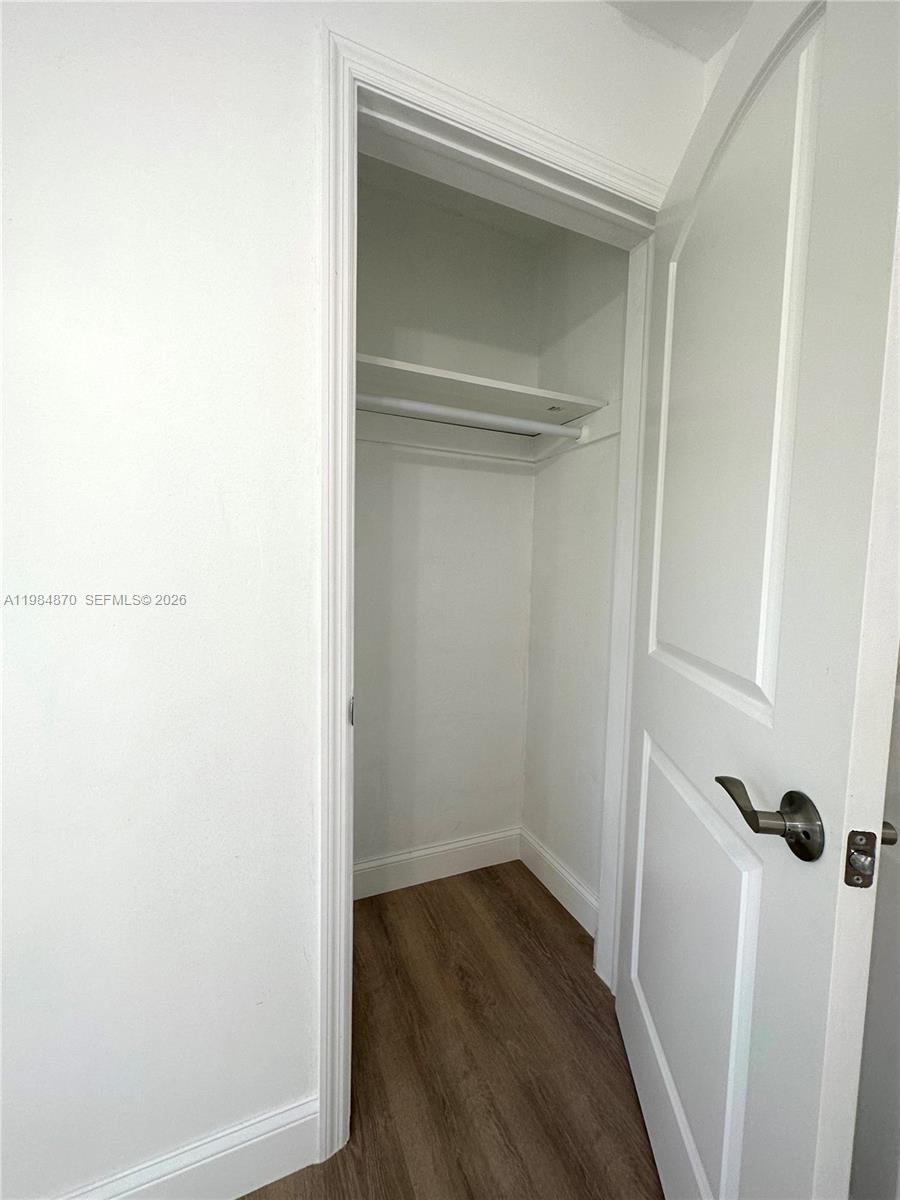 3042 Hayes St Hollywood, FL 33021