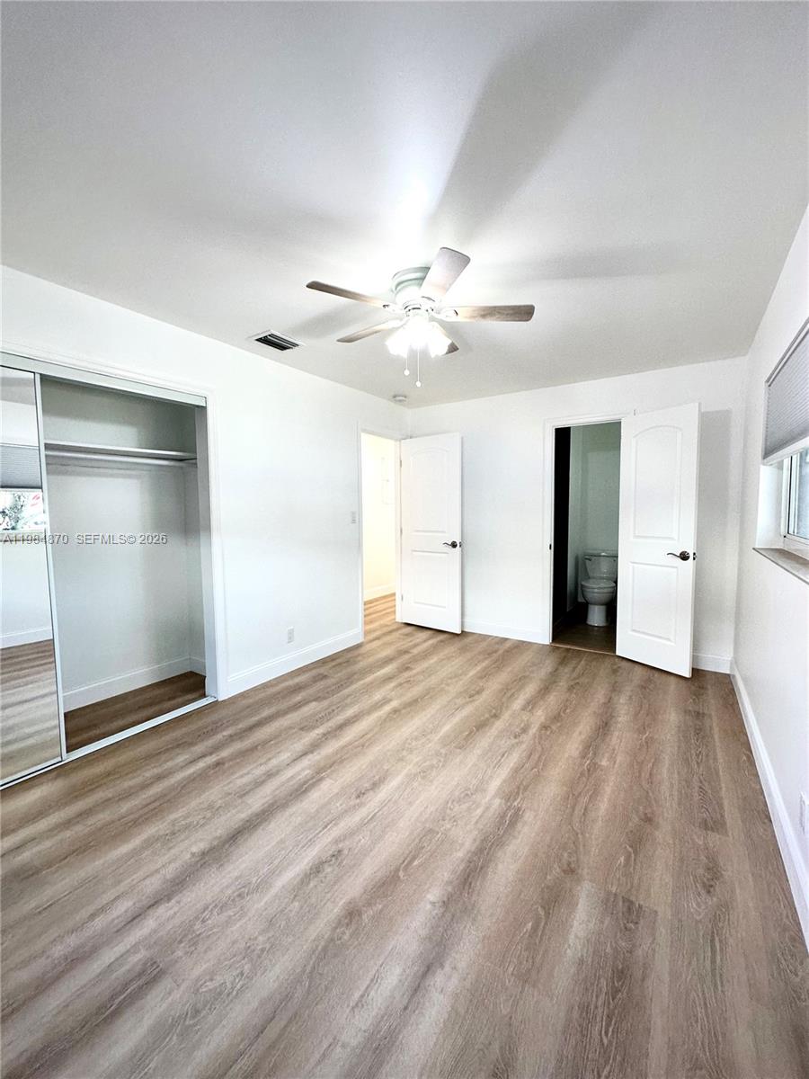 3042 Hayes St Hollywood, FL 33021