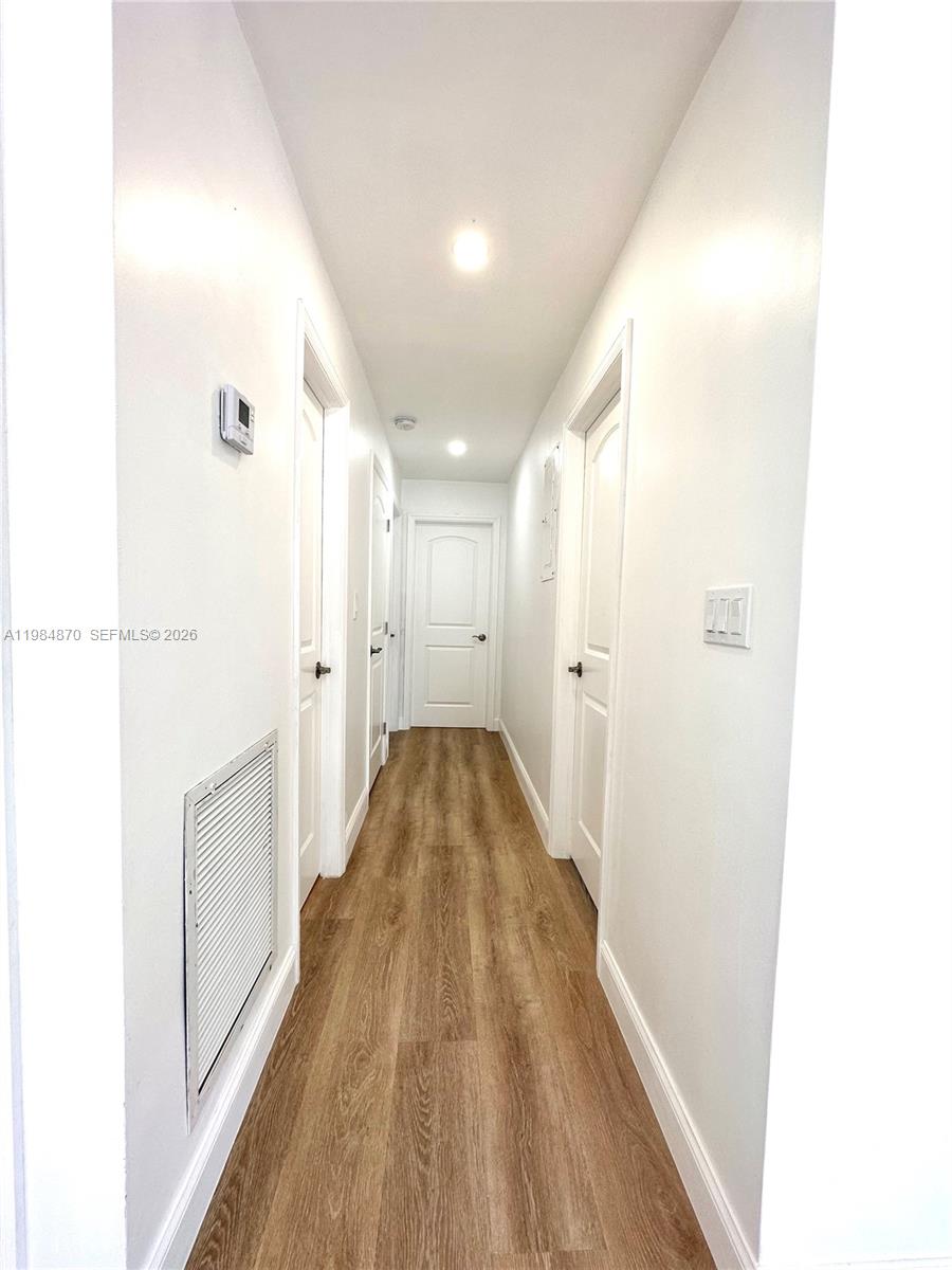 3042 Hayes St Hollywood, FL 33021