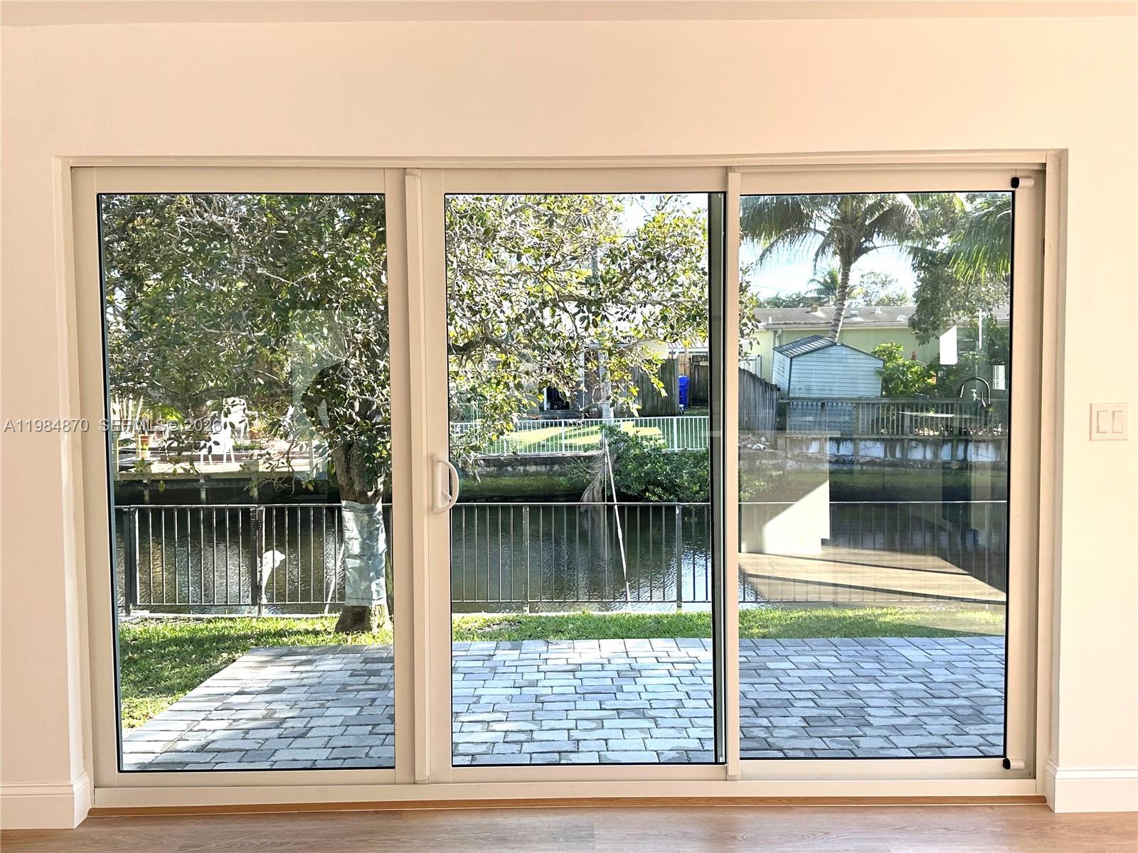 3042 Hayes St Hollywood, FL 33021