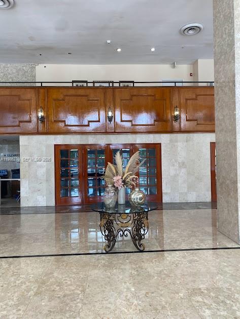 5601 Collins Ave #1524 Miami Beach, FL 33140