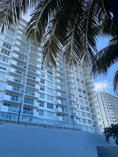 5601 Collins Ave #1524 Miami Beach, FL 33140