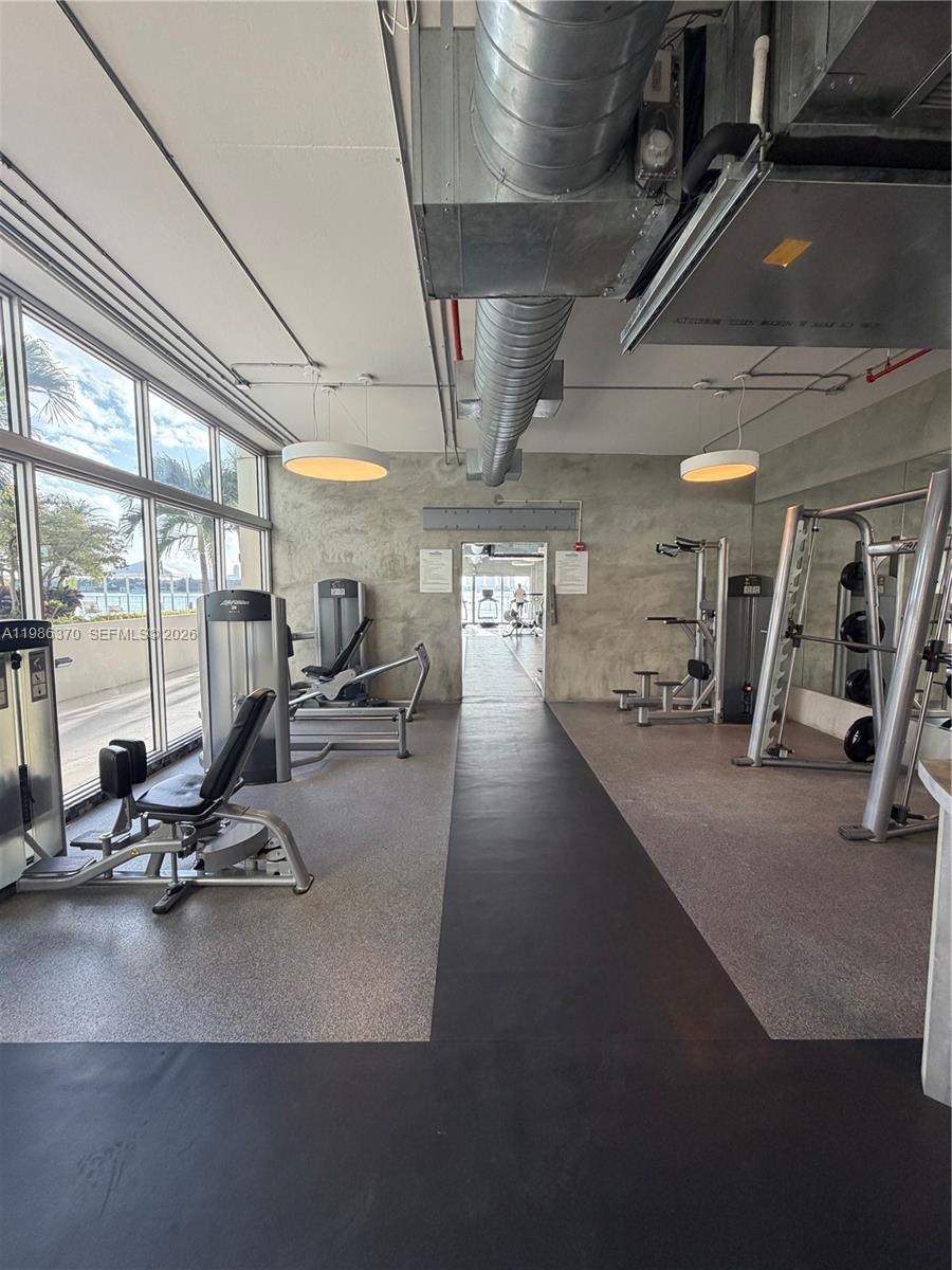 image Mirador 1200 (North Tower)21