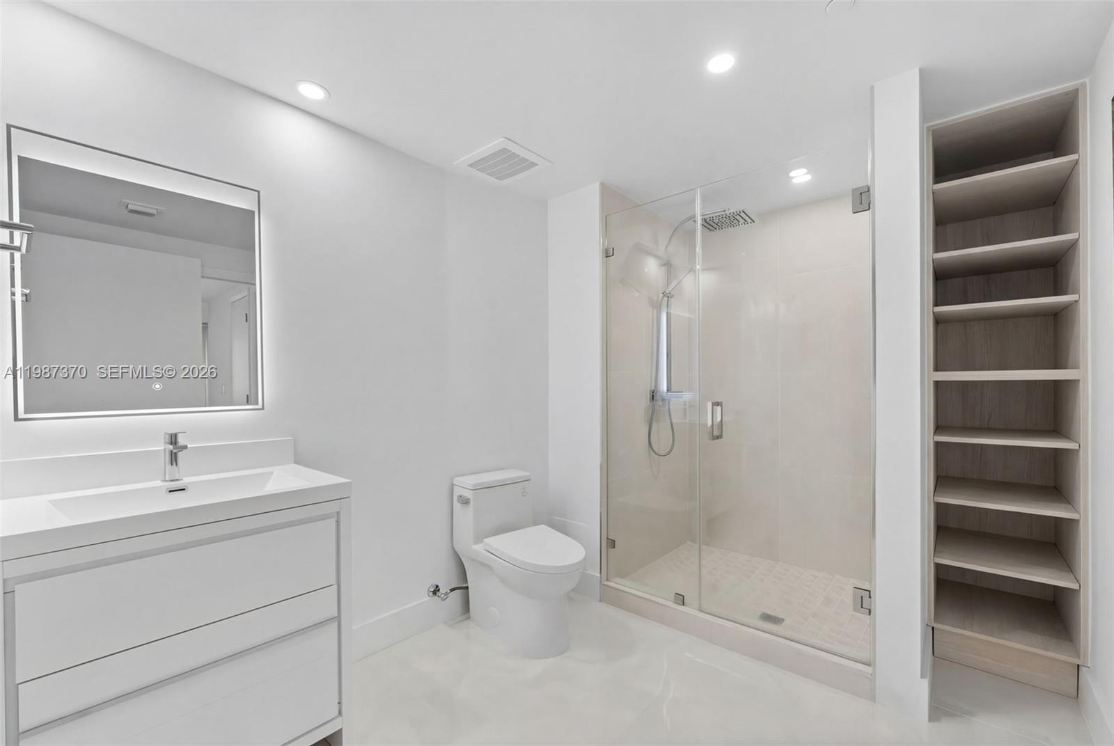 1850 S Ocean Dr #4206 Hallandale Beach, FL 33009