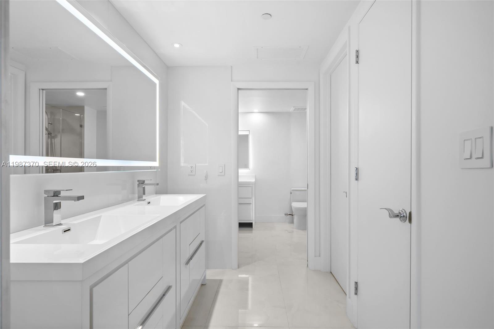 1850 S Ocean Dr #4206 Hallandale Beach, FL 33009