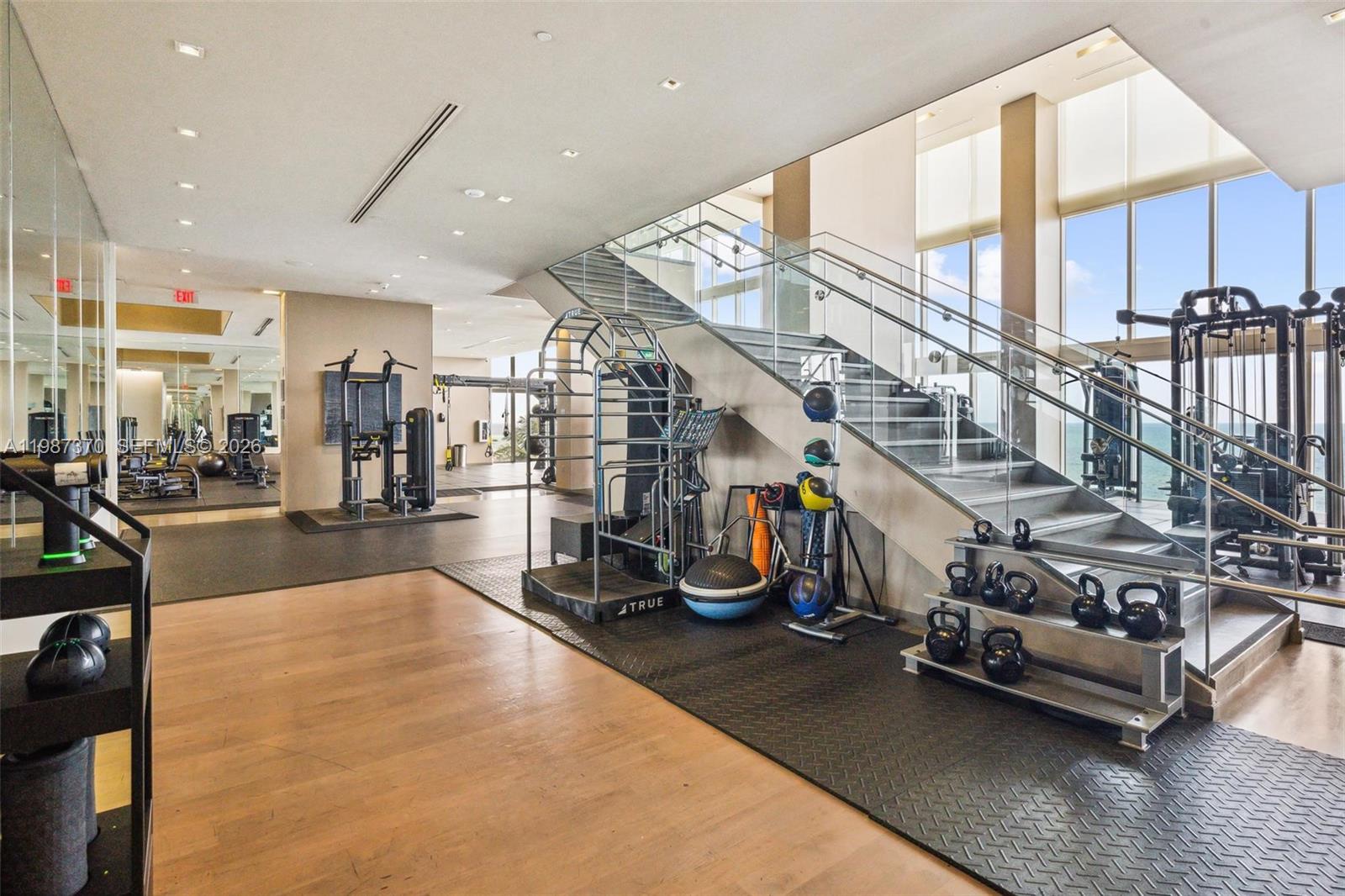 1850 S Ocean Dr #4206 Hallandale Beach, FL 33009