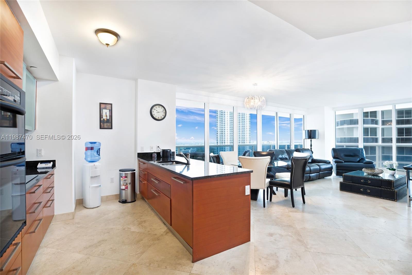 1830 S Ocean Dr #2808 Hallandale Beach, FL 33009