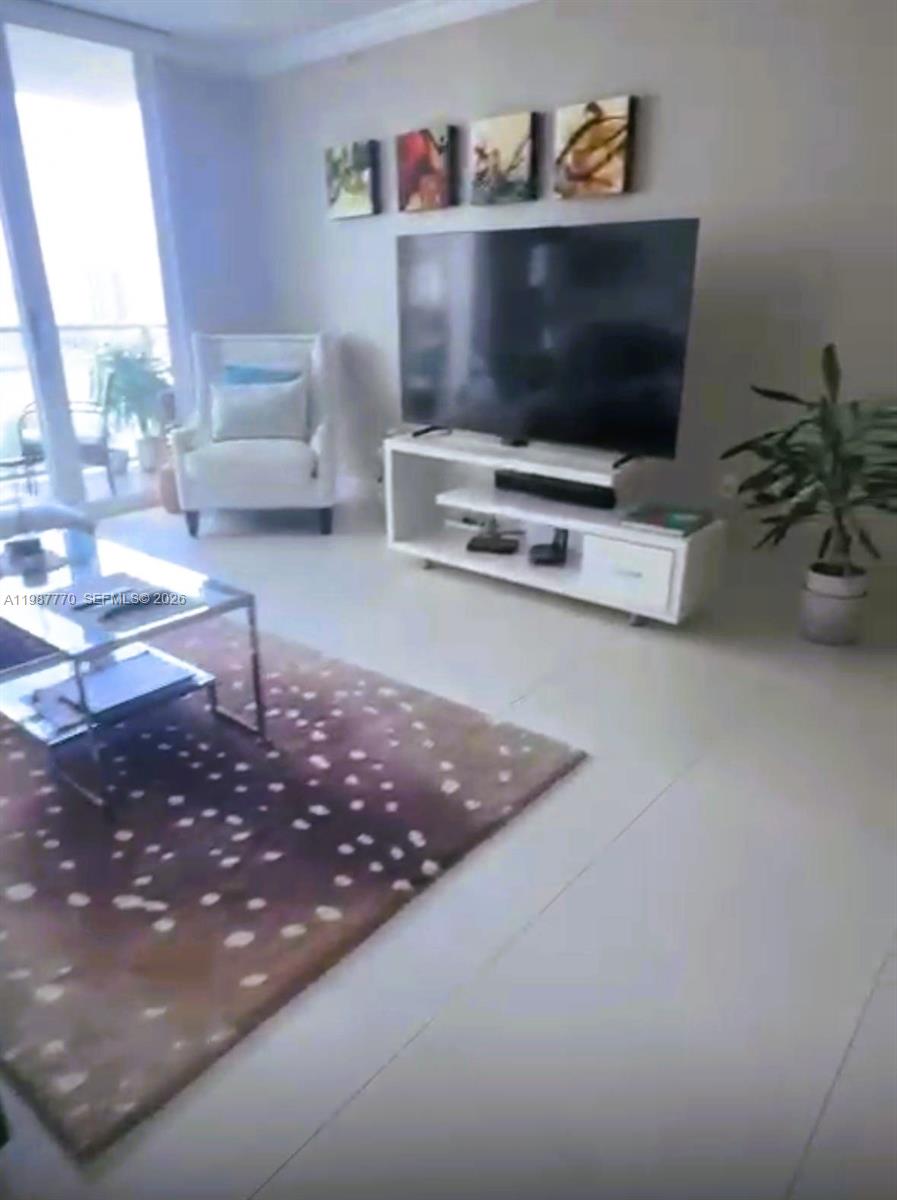 image The Mark on Brickell3