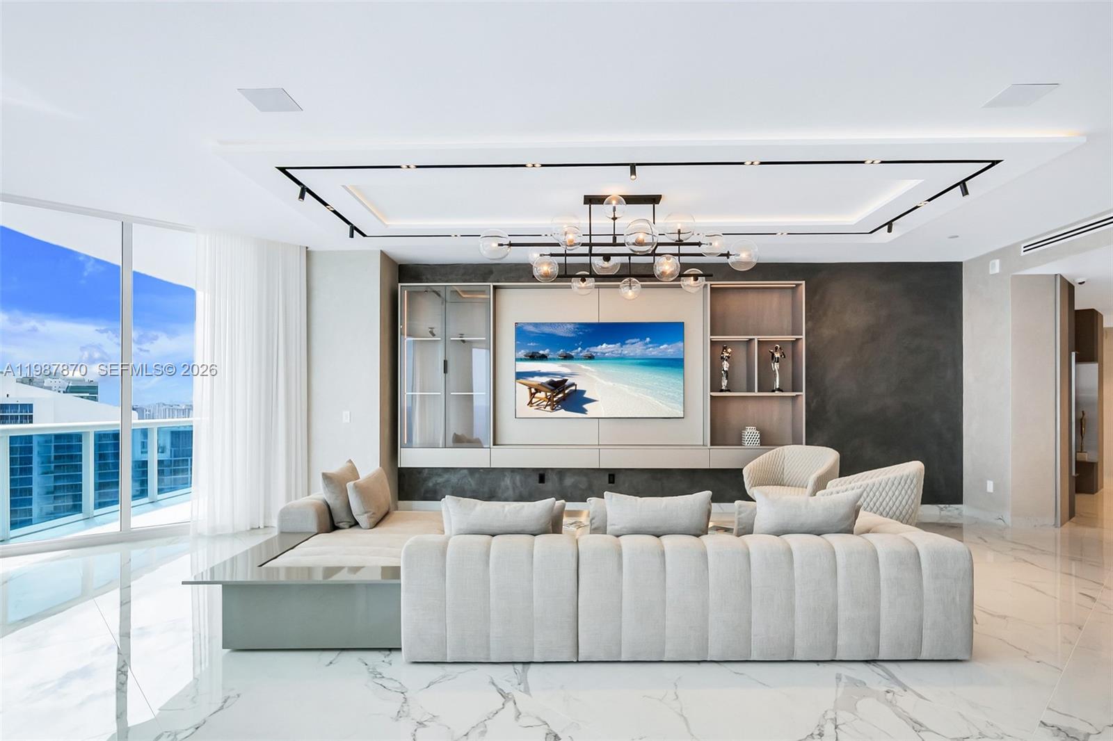 2711 S Ocean Dr #3905 Hollywood, FL 33019