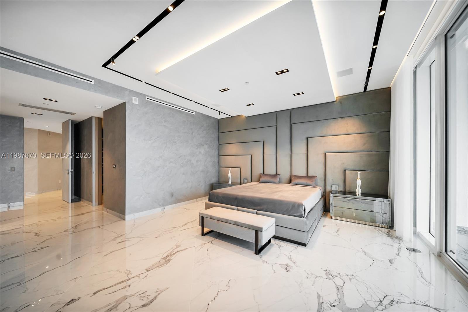 2711 S Ocean Dr #3905 Hollywood, FL 33019