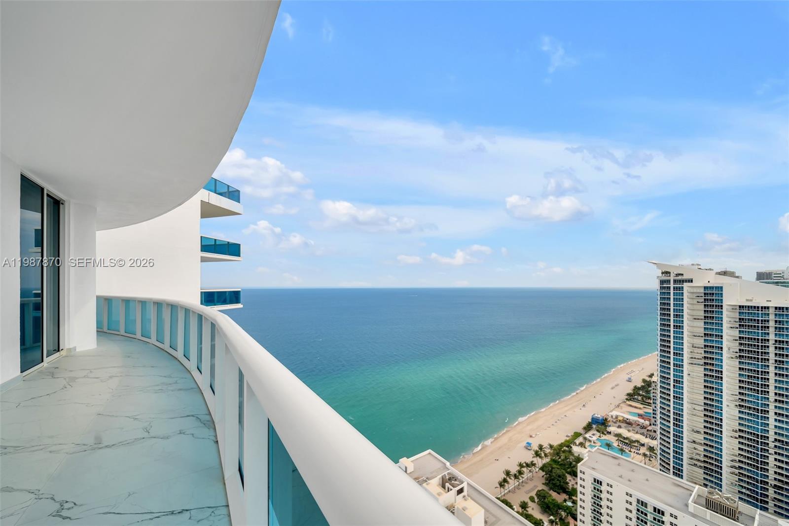 2711 S Ocean Dr #3905 Hollywood, FL 33019