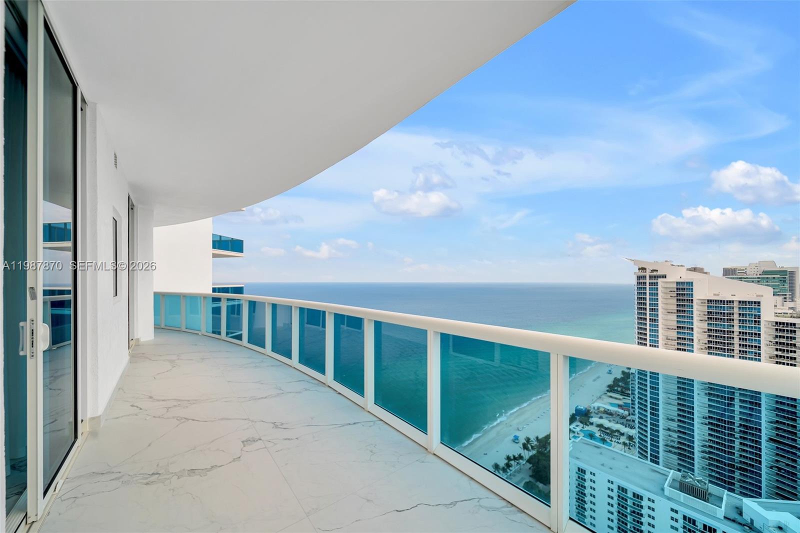 2711 S Ocean Dr #3905 Hollywood, FL 33019