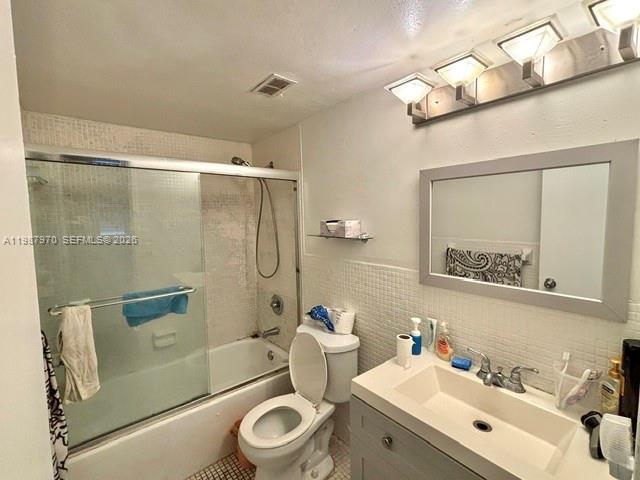 3660 NE 166th St #415 North Miami Beach, FL 33160