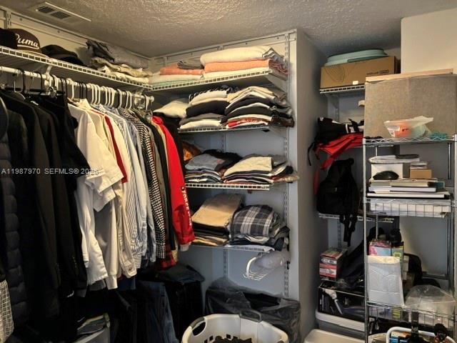 3660 NE 166th St #415 North Miami Beach, FL 33160