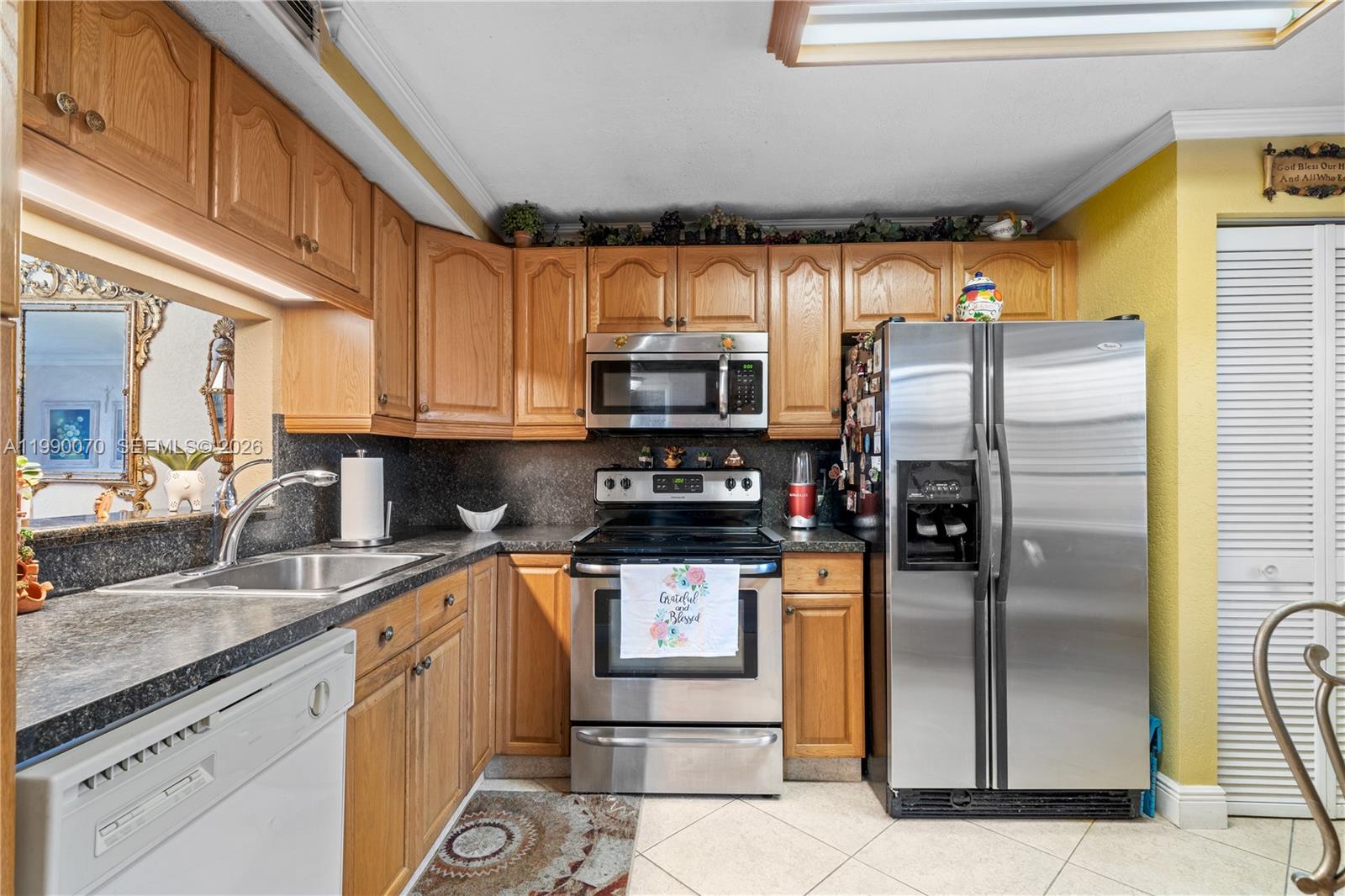 901 Colony Pt Cir #503 Pembroke Pines, FL 33026