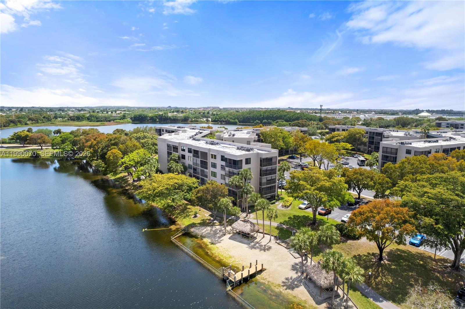 901 Colony Pt Cir #503 Pembroke Pines, FL 33026