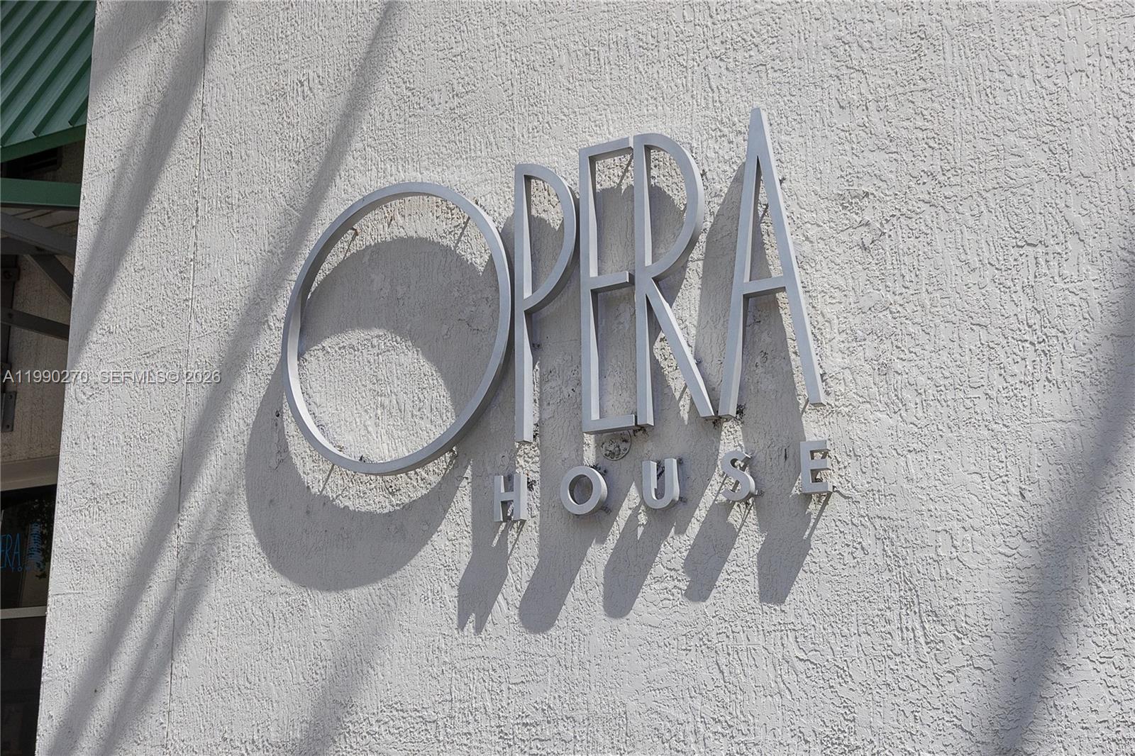 1750 N Bayshore Dr #2804 Miami, FL 33132