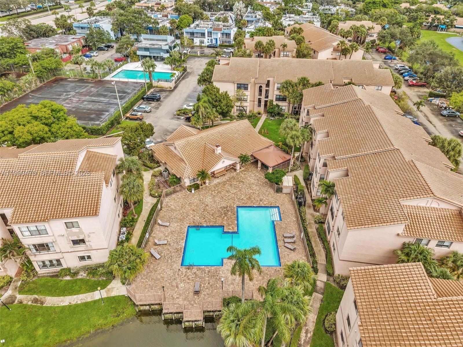 2796 S University Dr #2104 Davie, FL 33328