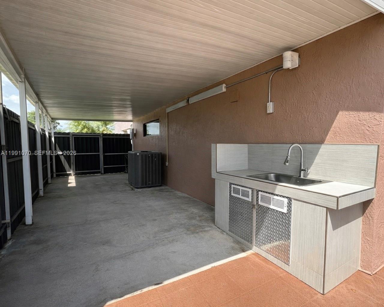 15182 SW 171st St Miami, FL 33187