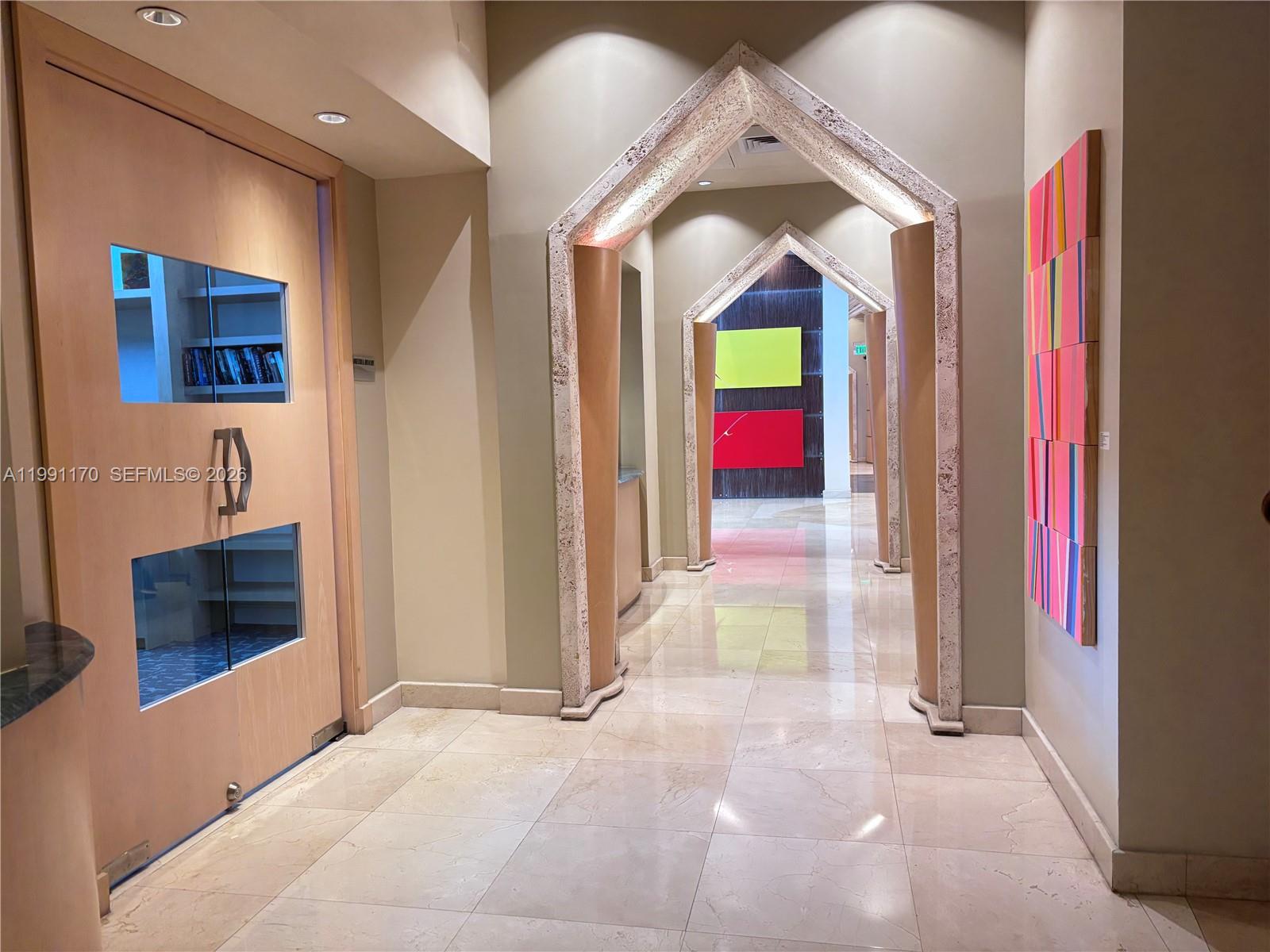 image South Pointe Towers17