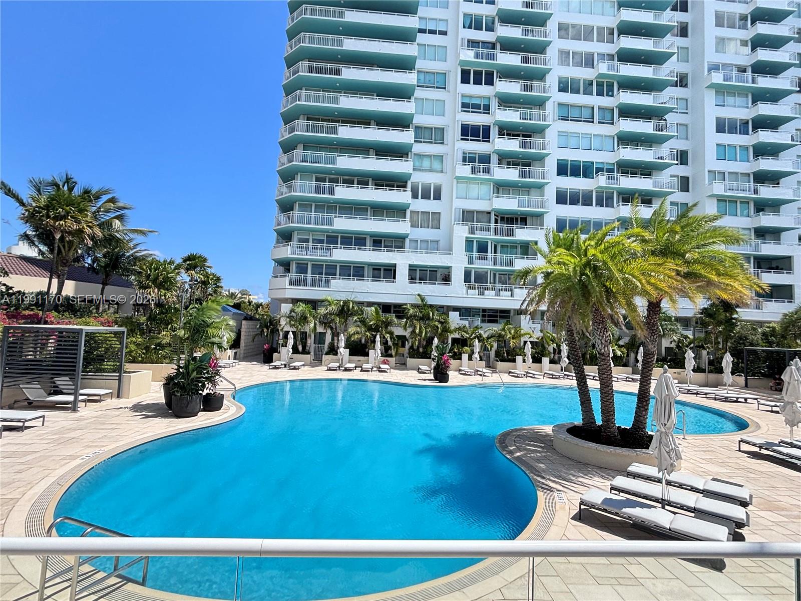 image South Pointe Towers22