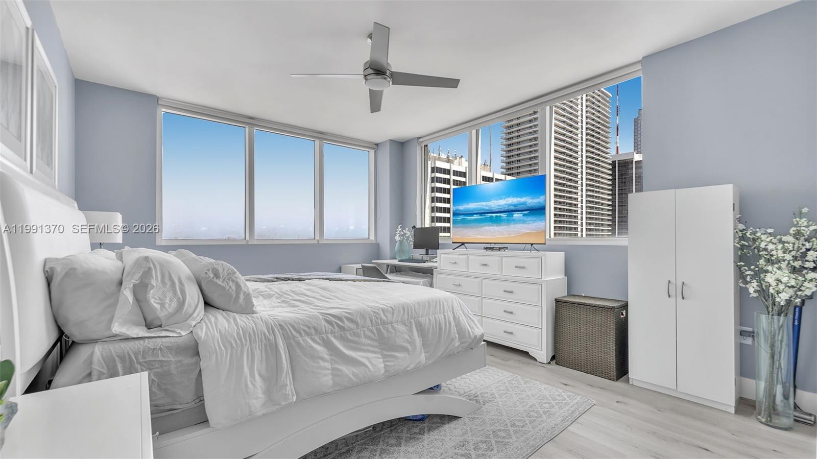 253 NE 2nd St #2209 Miami, FL 33132