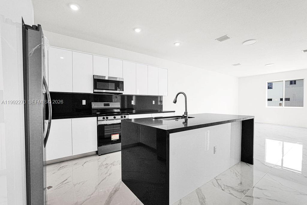 22431 SW 125th Ave #19B Miami, FL 33033