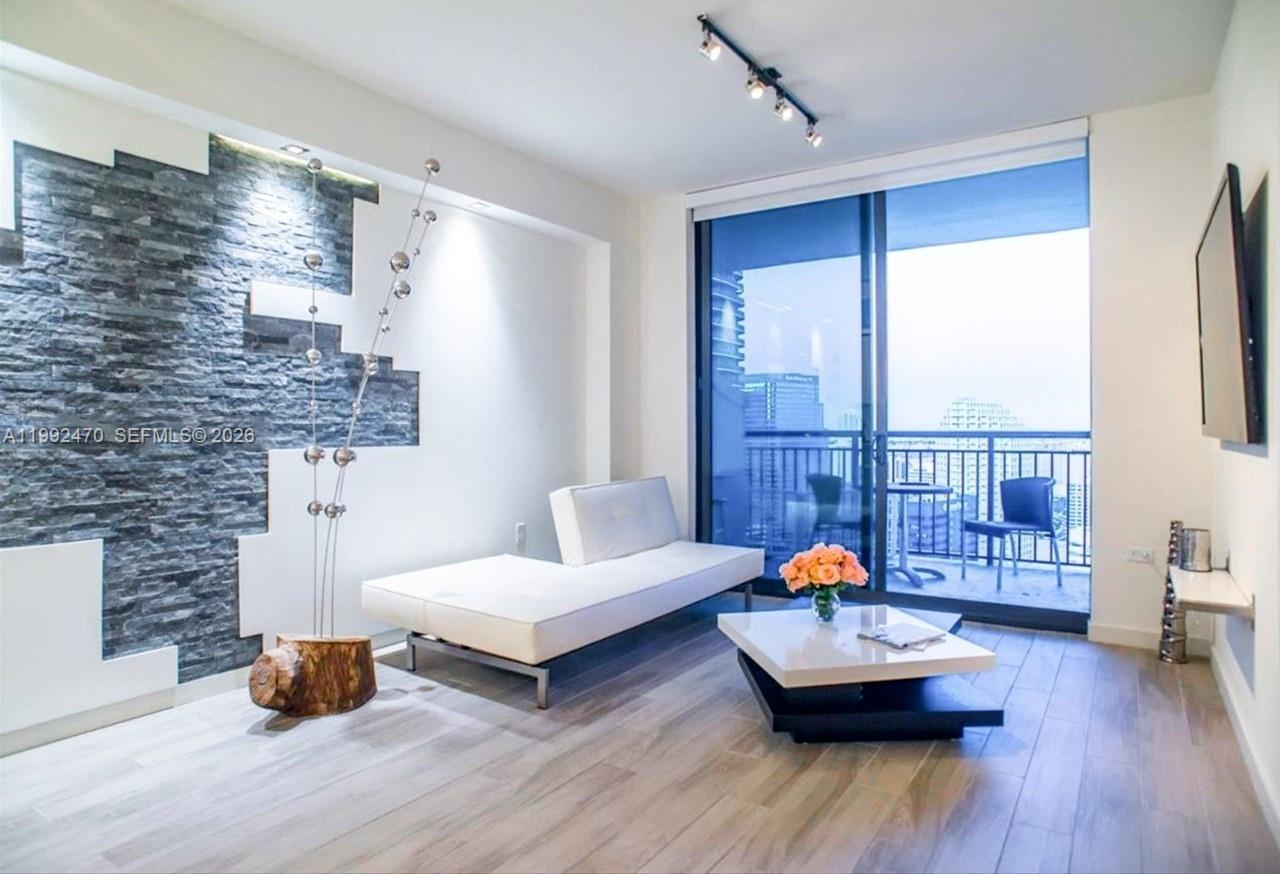 999 SW 1st Ave #3208 Miami, FL 33130