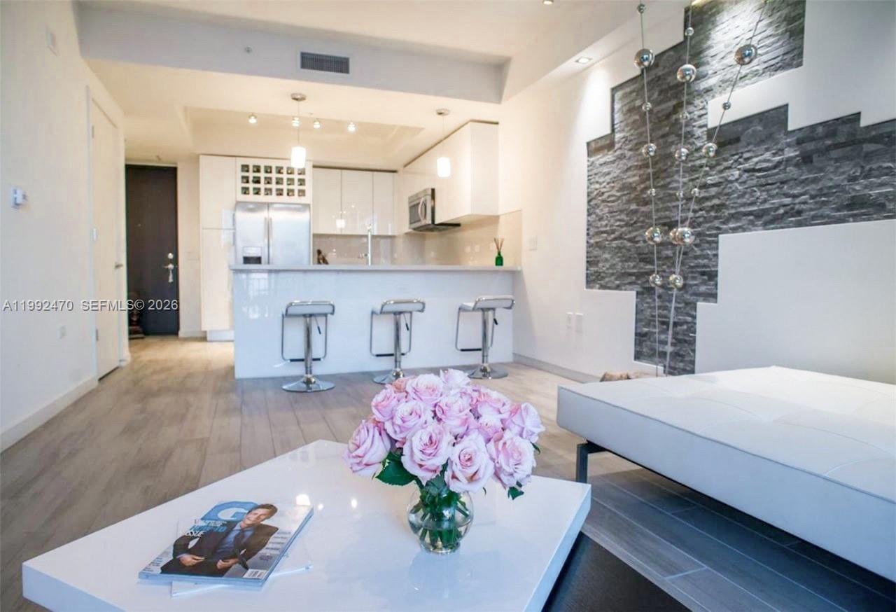 999 SW 1st Ave #3208 Miami, FL 33130