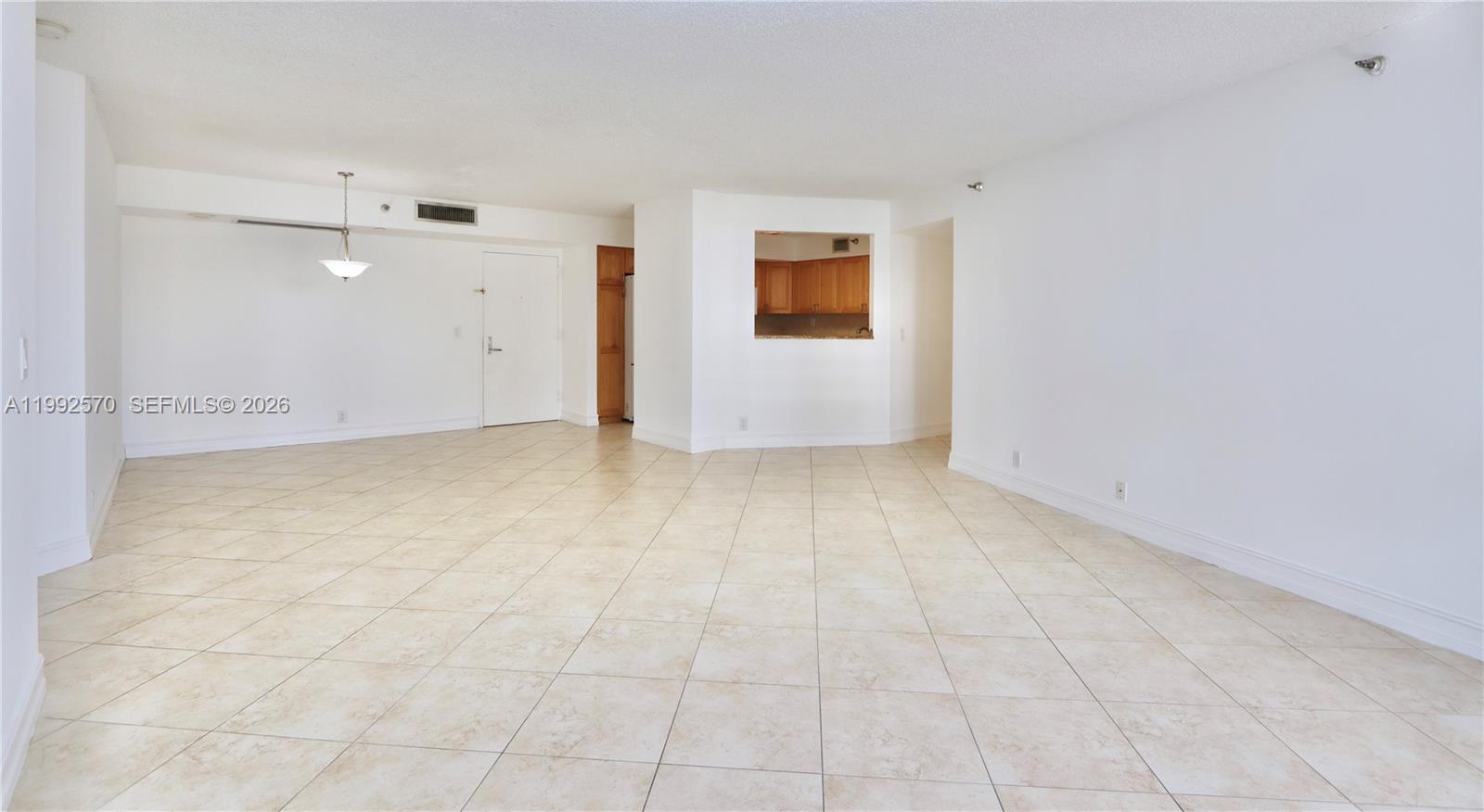 3500 Mystic Pointe Dr #1207 Aventura, FL 33180