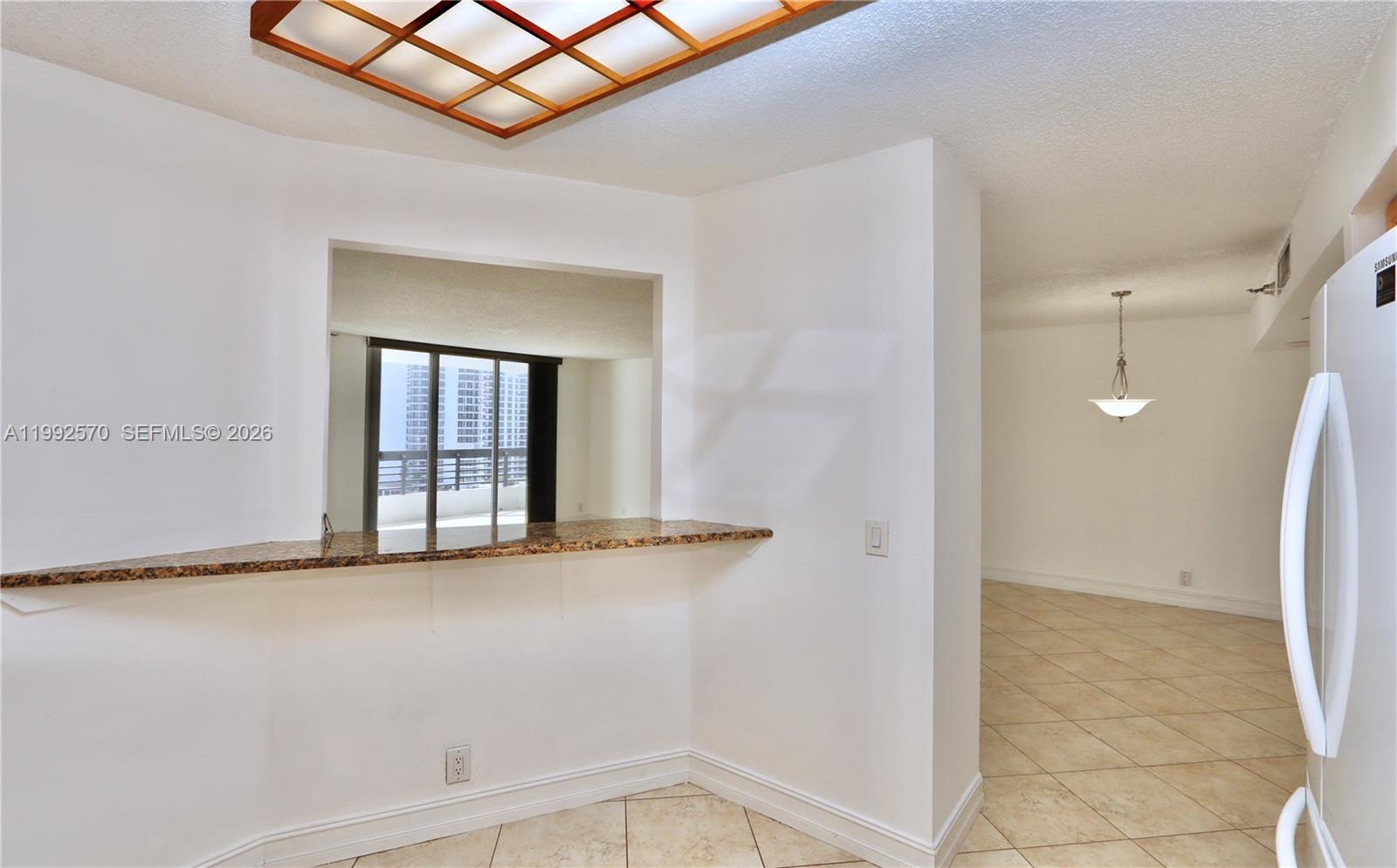 3500 Mystic Pointe Dr #1207 Aventura, FL 33180